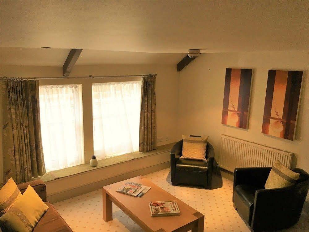 The Highworth Hotel Swindon Eksteriør billede
