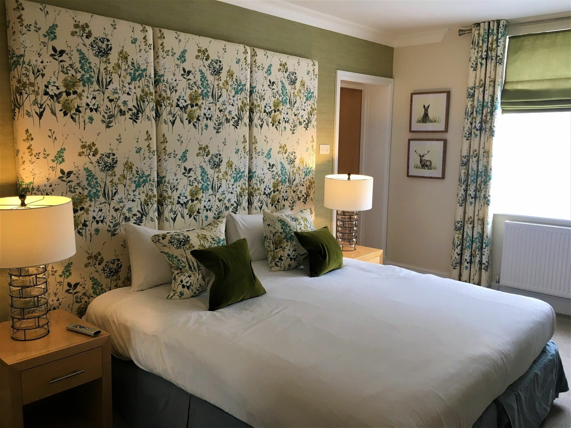 The Highworth Hotel Swindon Eksteriør billede